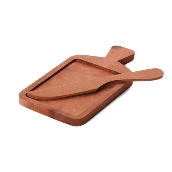 tabla con cuchillo2